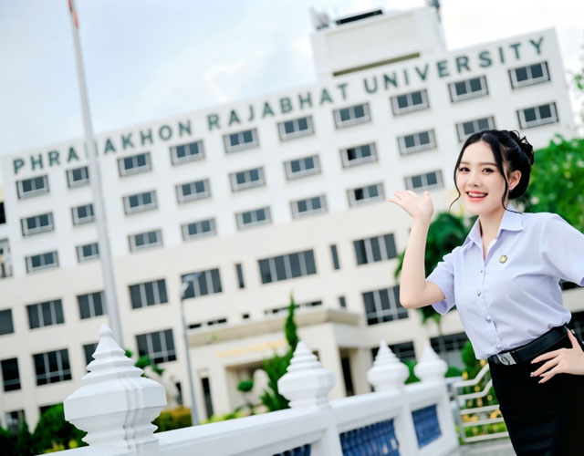 帕纳空皇家大学